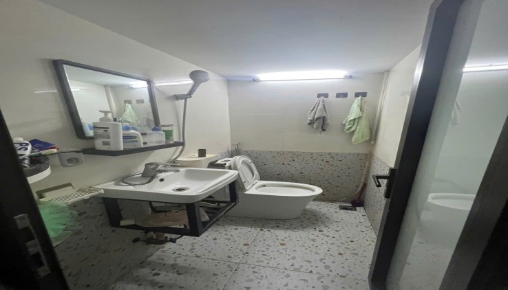 Cho thuê nhà ngõ 254 Minh Khai 4 tầng, 30m2, 3 ngủ, 11 Triệu - Full đồ, vào ngay